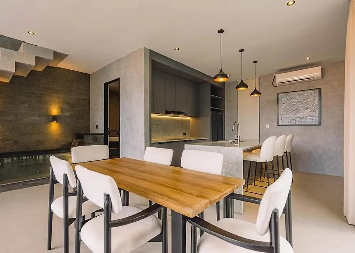 Elourea Townhouse 2br By Balangan * أُلُواتو