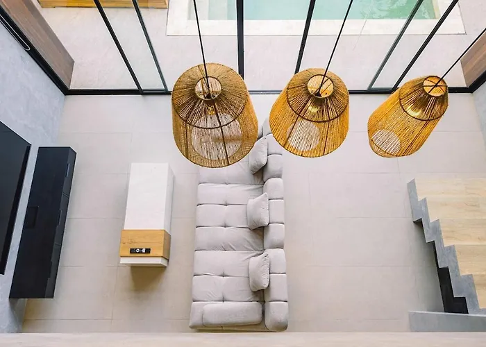 Elourea Townhouse 2br By Balangan *